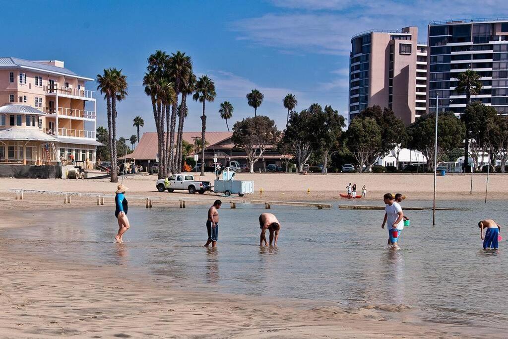 Luxury Apartstudio Marina Del Rey Pool, Gym, Parking, Jacuzzi, Bbq Apartamento